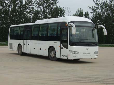 金龙12米24-65座客车(XMQ6120BCD4D)