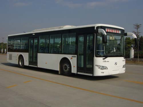 金龙12米10-46座城市客车(XMQ6127BGN4)