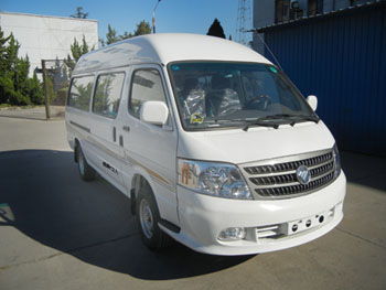 福田5.3米10-12座轻型客车(BJ6546B1DDA)