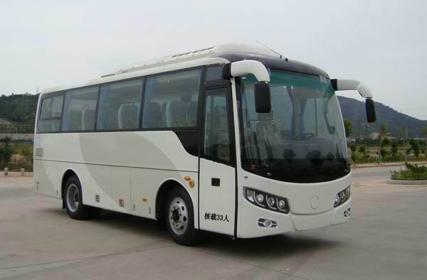 金旅7.5米24-33座客车(XML6757J58)