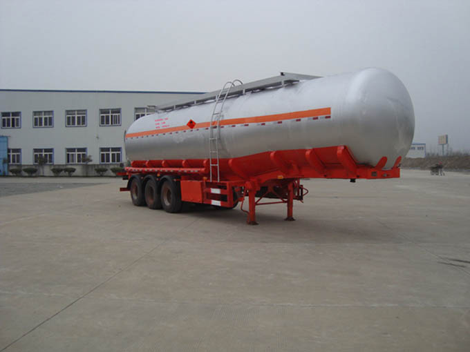 安通12米33吨易燃液体罐式运输半挂车(CHG9403GRY)