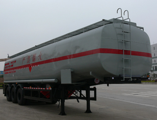 明威12.3米28吨化工液体运输半挂车(NHG9402GHY)