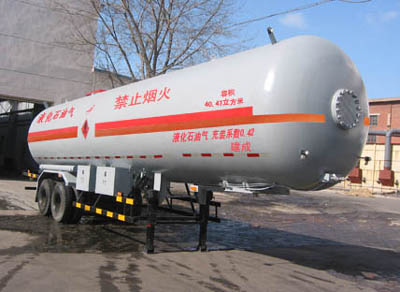 建成11.6米17吨液化气体半挂运输车(JC9310GYQ)