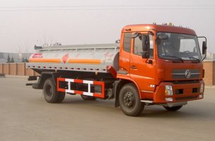 东风牌DFZ5120GHYB化工液体运输车