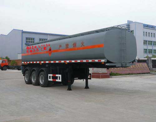 楚飞10米26吨化工液体运输半挂车(CLQ9380GHY)