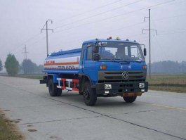 龙帝牌SLA5120GHYE6化工液体运输车