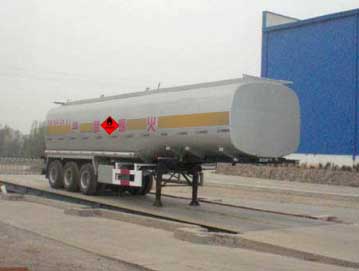 中集11米30.4吨化工液体运输半挂车(ZJV9403GHYSD)