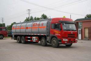 运油车