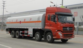 熊猫牌LZJ5312GHY化工液体运输车