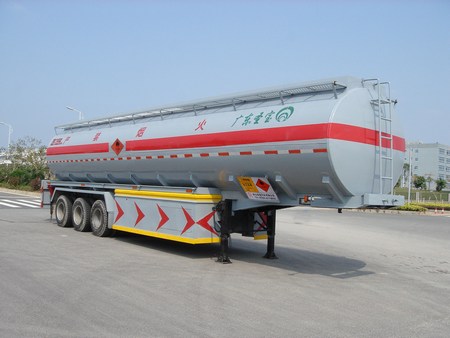 圣宝12.6米30吨化工液体运输半挂车(SB9401GHY)