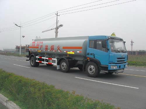 THT5251GHYCA 通华牌化工液体运输车图片