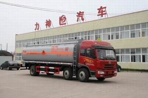 运油车