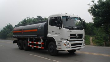 岷江牌YZQ5251GHY3化工液体运输车