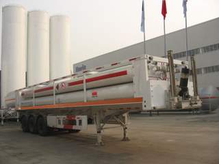 安瑞科13米3.3吨高压气体运输半挂车(HGJ9380GGQ)