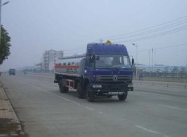 龙帝牌SLA5250GHYE6化工液体运输车