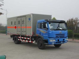 爆破器材运输车