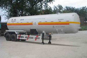 安瑞科10米15吨液化气体运输半挂车(HGJ9280GYQ)