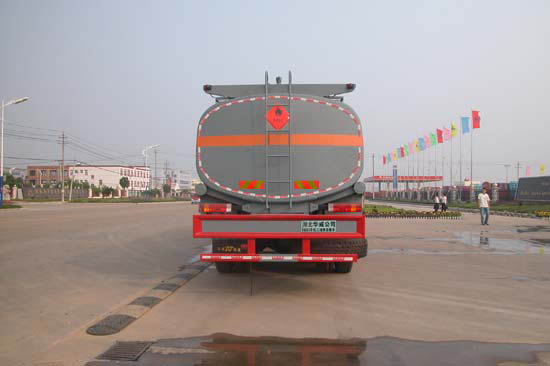 华威驰乐牌SGZ5255GHYSX3化工液体运输车公告图片