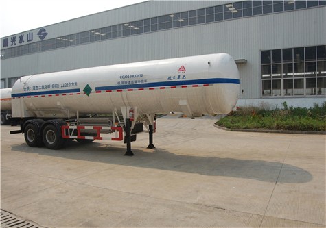 三力12.5米20吨低温液体运输半挂车(CGJ9340GDY)