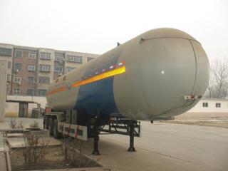 安瑞科13米24.8吨液化气体运输半挂车(HGJ9409GYQ)