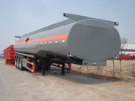 化工液体运输半挂车