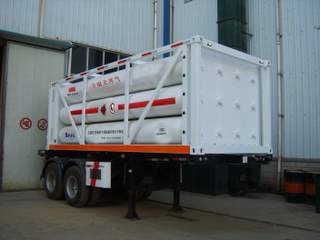 安瑞科7.2米2.3吨高压气体运输半挂车(HGJ9250GGQ)