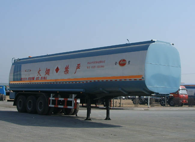 金碧13米30.3吨化工液体运输半挂车(PJQ9406GHY)