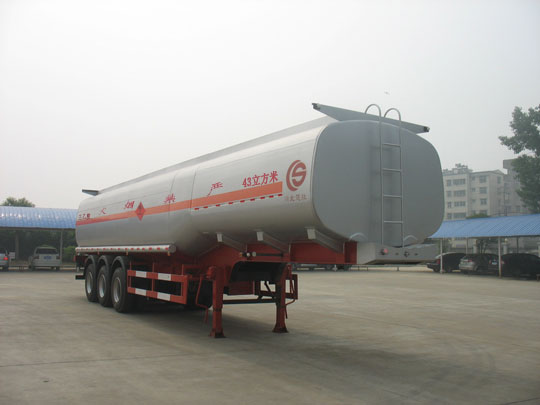 楚胜11.5米30吨化工液体运输半挂车(CSC9401GHY)