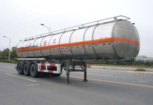 沪光11.8米28吨化工液体运输半挂车(HG9408GHY)