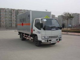 爆破器材运输车