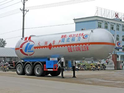程力威11.2米23.6吨液化气体运输半挂车(CLW9404GYQ)