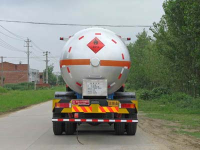 程力威牌CLW5312GYQ液化气体运输车公告图片