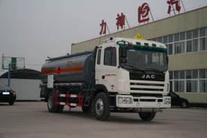 运油车