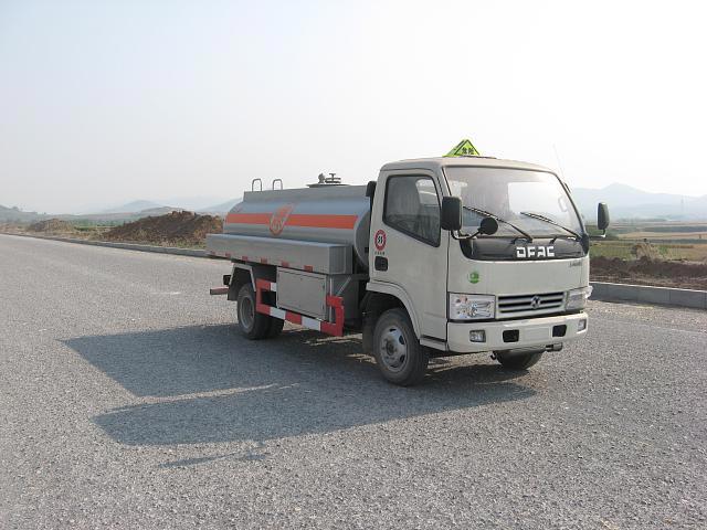 JYJ5060GJY型加油车图片