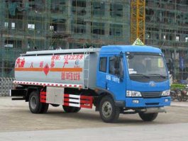 运油车