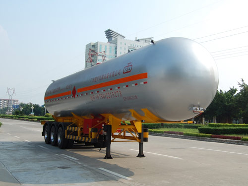 久远12.9米24.4吨液化气体运输半挂车(KP9406GYQ)