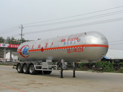 程力威12.8米23.7吨液化气体运输半挂车(CLW9407GYQ)