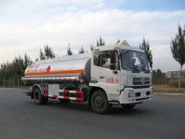 运油车