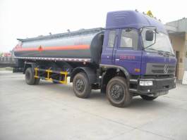 化工液体运输车