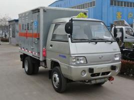 爆破器材运输车