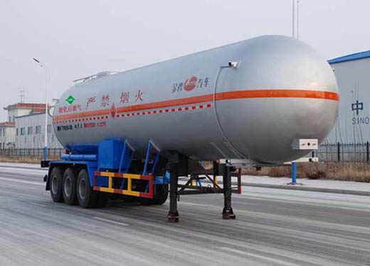 金碧13米23.6吨液化气体运输半挂车(PJQ9400GYQ)