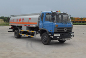 运油车