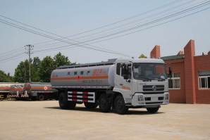 运油车