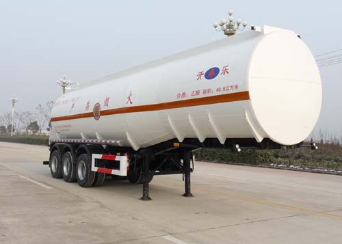 开乐11米30.7吨化工液体运输半挂车(AKL9402GHYA)