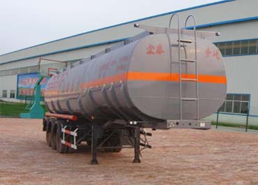 正康宏泰12.1米31吨化工液体运输半挂车(HHT9406GHYA)