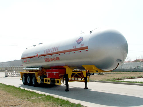 汇达13米24.5吨液化气体运输半挂车(YHD9406GYQ)