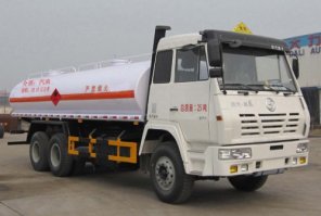 运油车