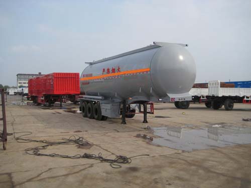 昌骅10.2米33吨化工液体运输半挂车(HCH9401GHYH)