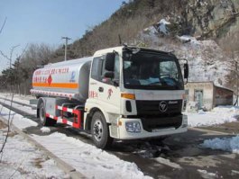 运油车