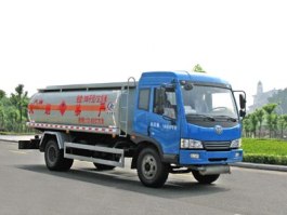 运油车
